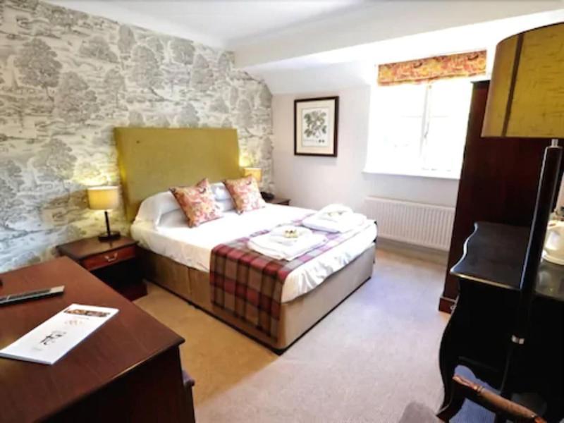 The White Hart, Wroughton Bed and Breakfast Swindon Exteriör bild