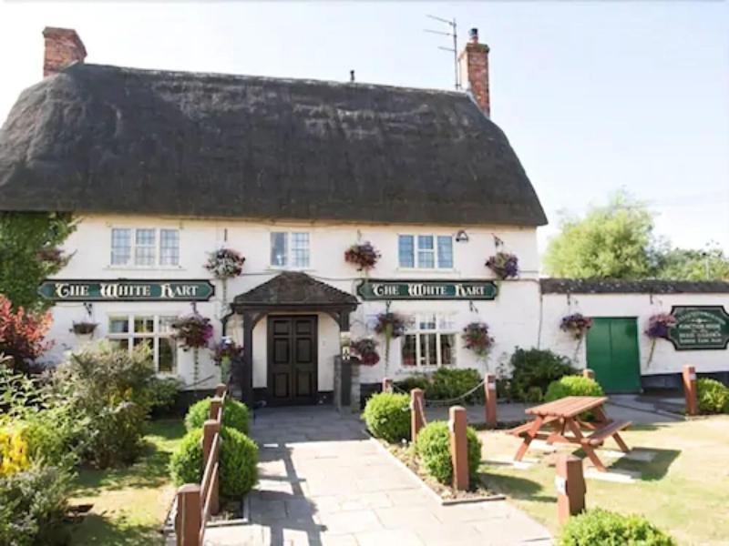 The White Hart, Wroughton Bed and Breakfast Swindon Exteriör bild